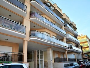 Exterior - Pintor Mir - Calafell (Calafell)