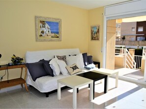 TV - Apartment Marvel Bjs - Calafell (Calafell)