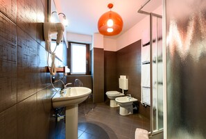 Einzelzimmer | Badezimmer