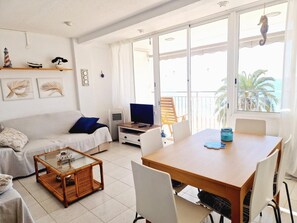 TV, fotballspill og bordtennis