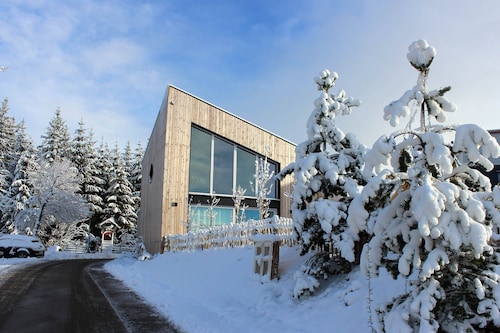 Stylish luxury at the edge of the forest - Apartment Monolith Black Forest