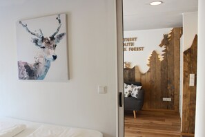 1 chambre, chambres insonorisées, fer et planche à repasser