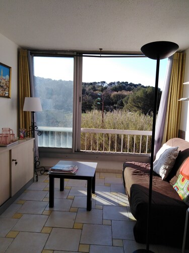 24m2 studio in private property with swimming pool and private parking space.