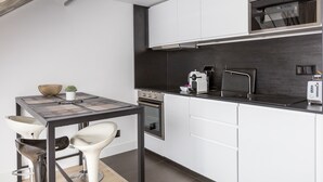 Uklassifisert bilde, 2 av 16, knapp