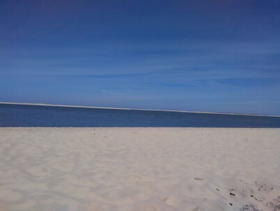 In Residence with swimming pool, Tennis, children's games 8 minutes from contis beach