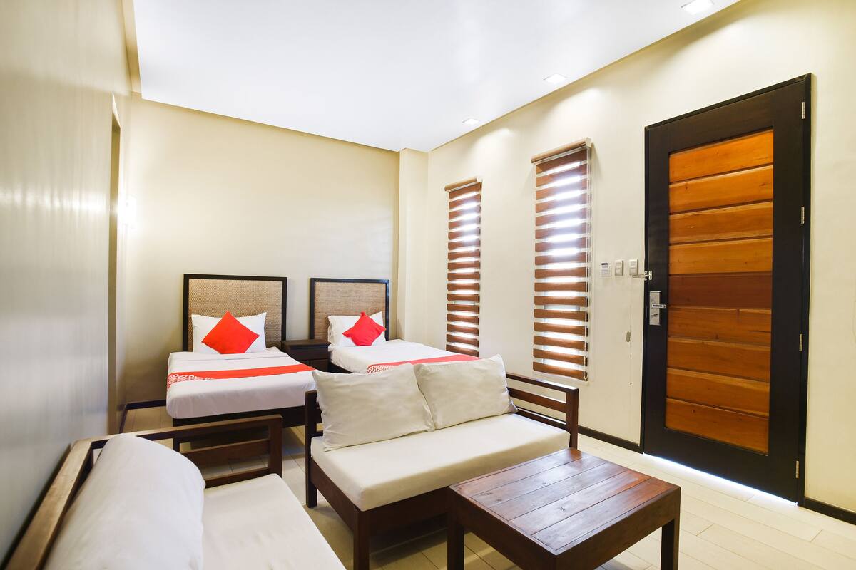 Habitación superior con 2 camas individuales | Ropa de cama