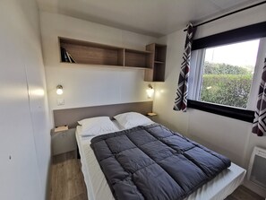 Mobil Karavan Keluarga