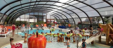 Indoor pool, seasonal outdoor pool, sun loungers