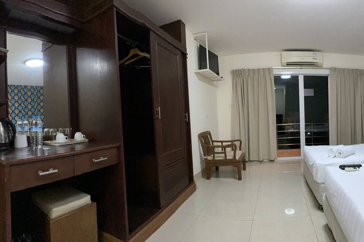 Deluxe Twin Room, Balcony
