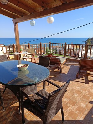 Apartamento familiar, vistas al mar | Vistas desde la habitación