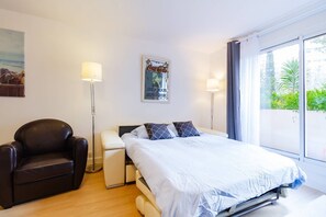 2 bedrooms, iron/ironing board, WiFi, bed sheets - ⭐ 2 bedrooms Terrace Parking Toulouse Center Gare (Toulouse)