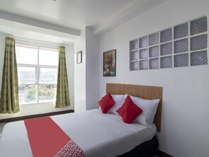 Deluxe-Zimmer, 2 Schlafzimmer | Kostenloses WLAN, Bettwäsche