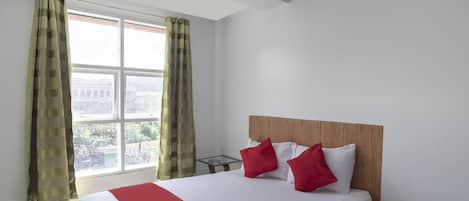 Deluxe Room, 2 Bedrooms | Free WiFi, bed sheets
