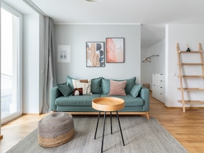 Suite L with sofa bed | Living area