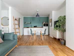 Suite L with sofa bed | Living area