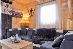Ferienhaus | Wohnbereich | 32-Zoll-Flachbildfernseher mit Digitalempfang, Fernseher
