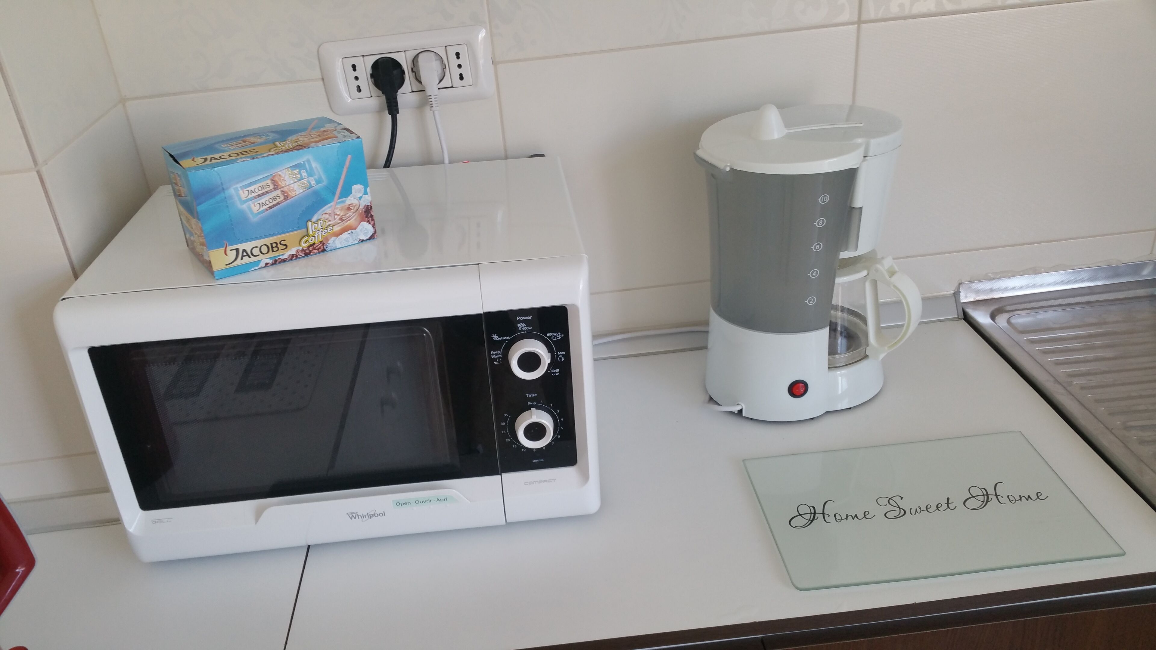 Mini-fridge, dishwasher, high chair