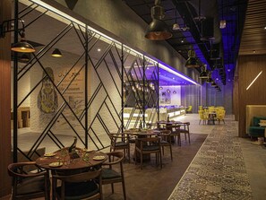 Restaurant - Pullman Sharjah (Sharjah)