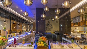 Daily buffet breakfast (AED 45 per person)