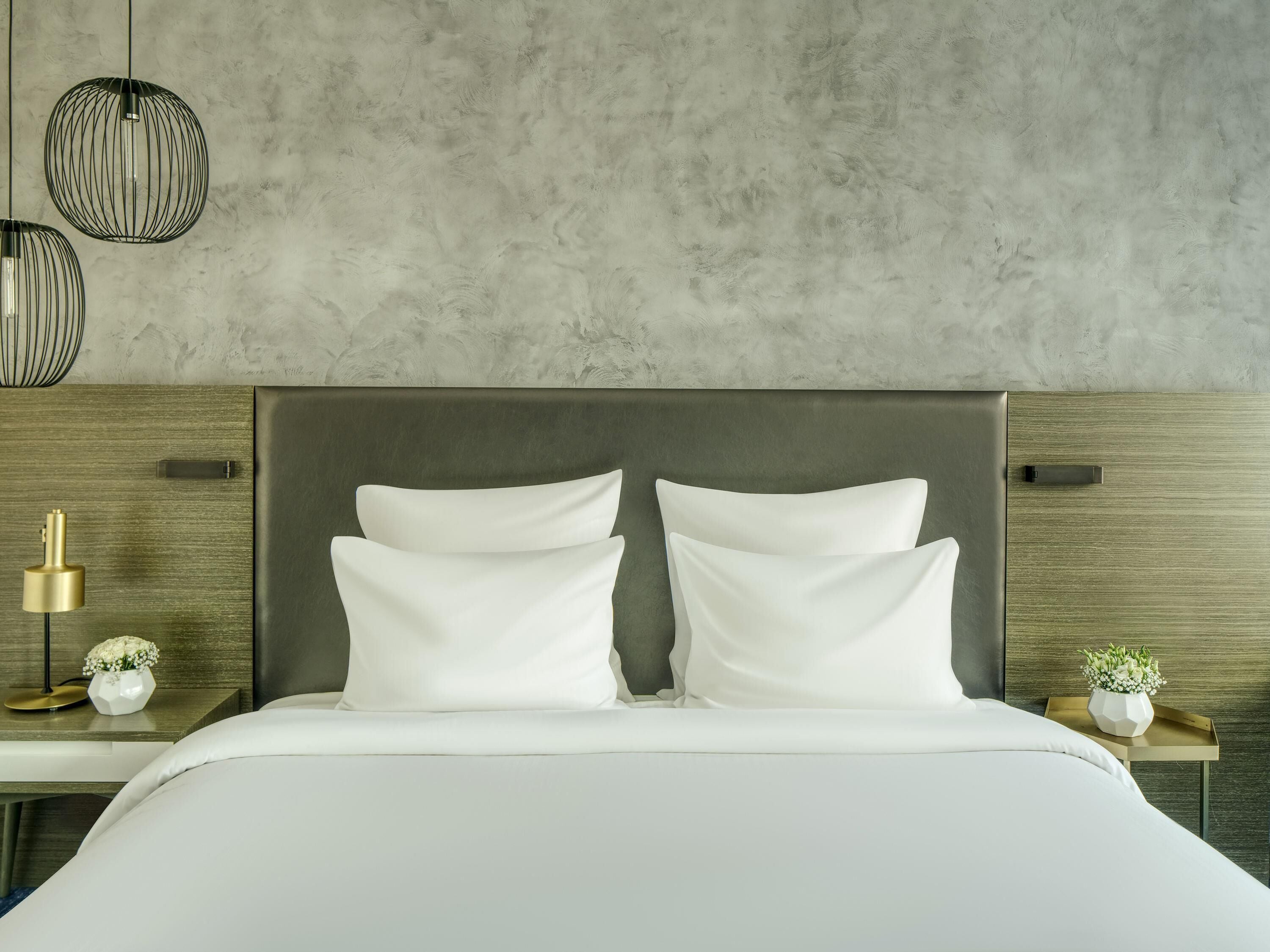 Chambre Supérieure, 1 très grand lit, vue ville