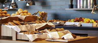 ไอบิสสไตล์ แพนดอร์ฟ นอยซีดเลอร์ ซี