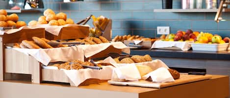 Tägliches kontinentales Frühstück gegen Gebühr