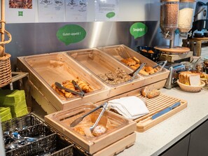 Dagelijks ontbijtbuffet (toeslag)