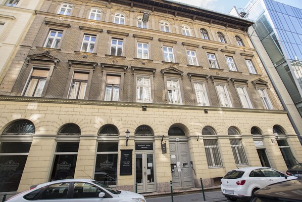 Exterior - Paulay Central Top Suite (Budapest)