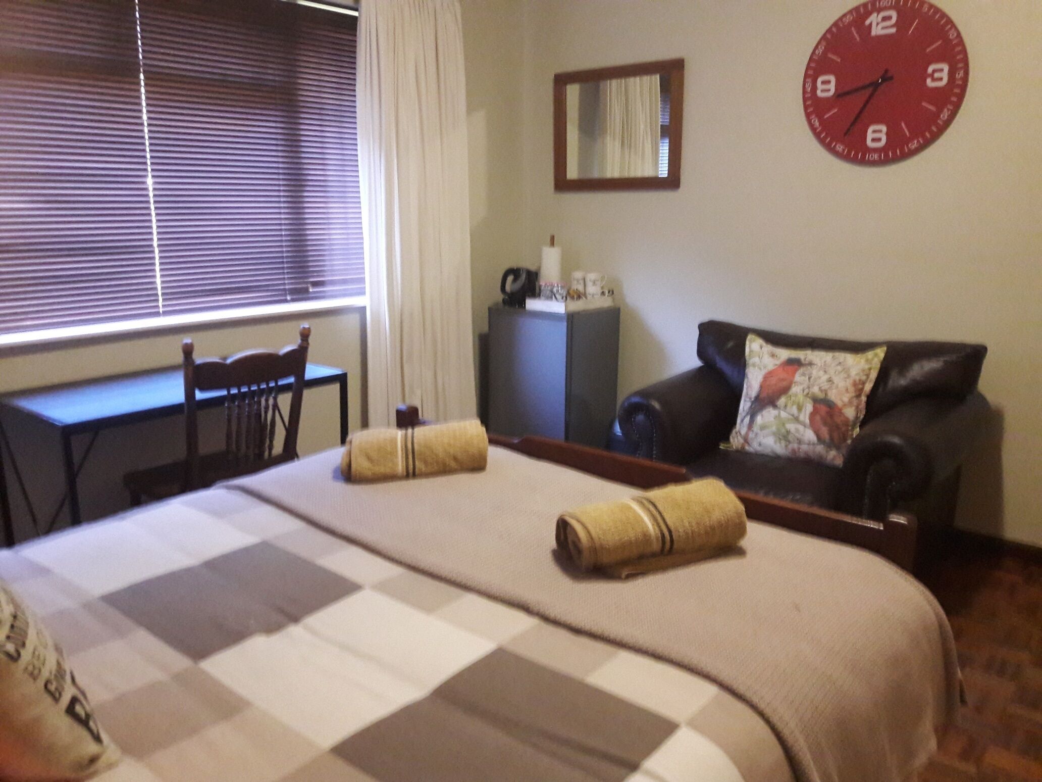4 bedrooms, in-room safe, iron/ironing board, WiFi