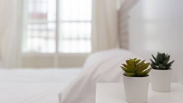 Desk, laptop workspace, free WiFi, bed sheets