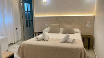 Double Room (Exterior) | Desk, laptop workspace, free WiFi, bed sheets