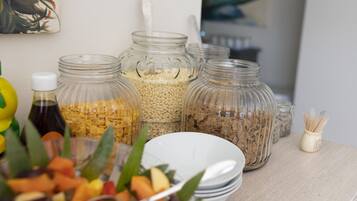 Daily English breakfast for a fee