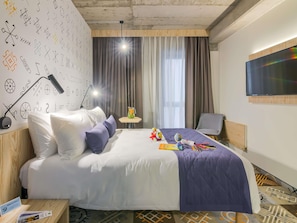 Minibar, in-room safe, blackout drapes, soundproofing