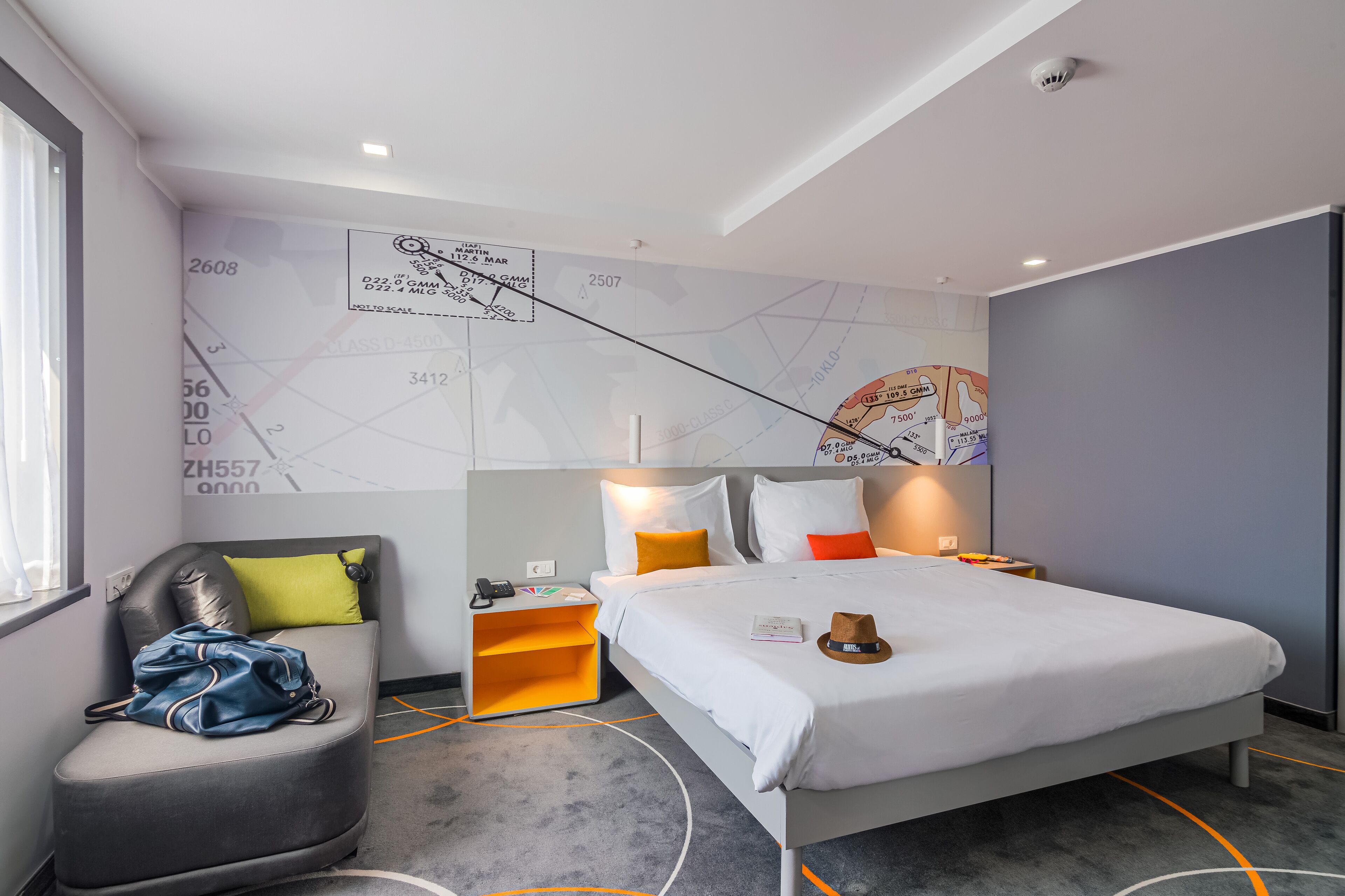 superior room, 1 double bed | minibar, in-room safe, desk, blackout curtains