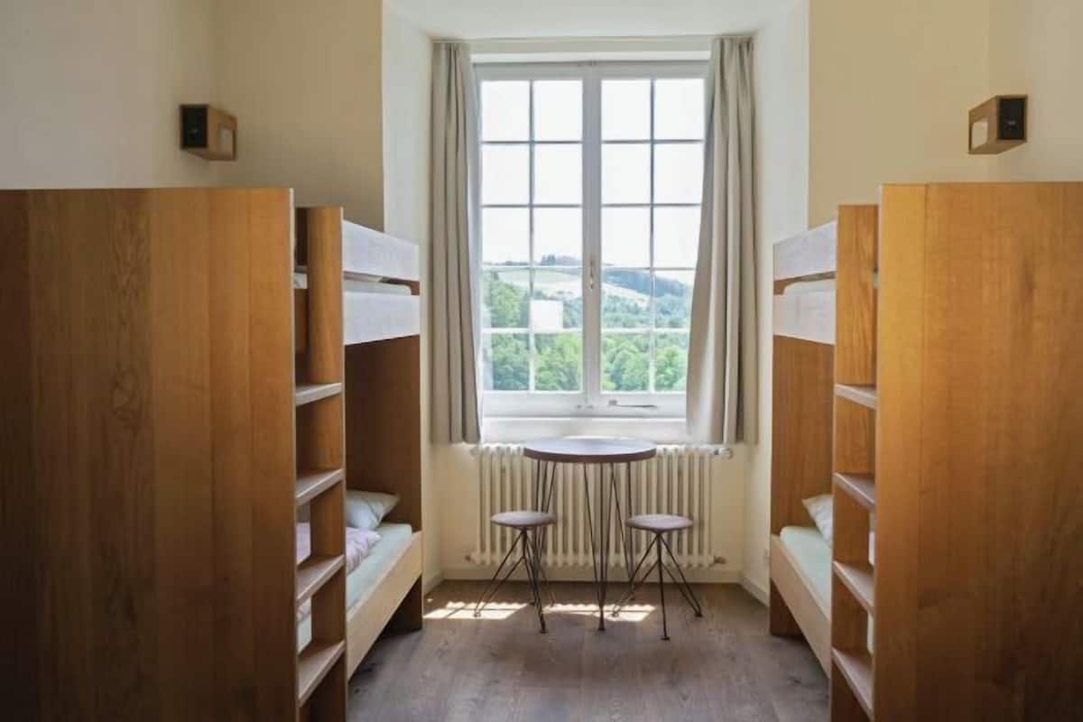 1 chambre, Wi-Fi gratuit, draps fournis
