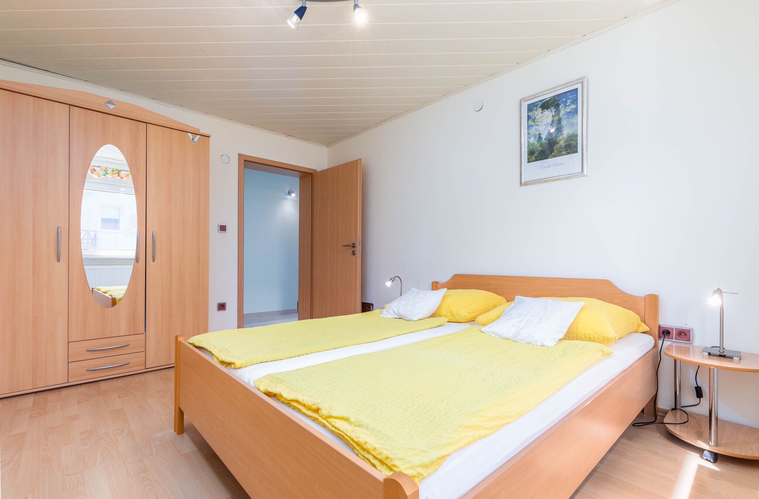 1 bedroom, WiFi, bed sheets