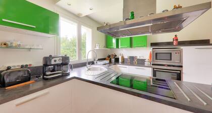 Maison avec jardin pour 10 - 600m de la plage