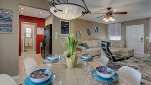 House, Multiple Beds (South Venice Pool Home with Fence, Do) | Private kitchen | Oven - South Venice Pool Home With Fence, Dog Friendly (Venice)