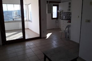 Villa, 2 soverom | Oppholdsområde | LCD-TV