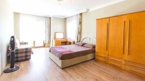 Villa | 5 bedrooms, WiFi (free), bed sheets - AY004 by Villaofsummer (Balikesir)