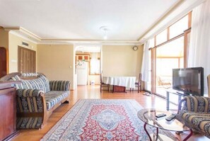 別墅 | 起居區 | LCD 液晶電視