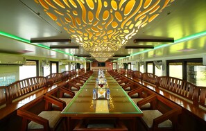 Restaurant - Best Kerala Houseboat (Ambalapuzha)