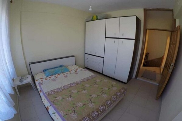 Villa | Desk, free WiFi, bed sheets - KU009 by Villaofsummer (Kusadasi)