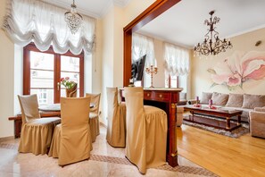 Apartment, 1 Bedroom | Private kitchenette