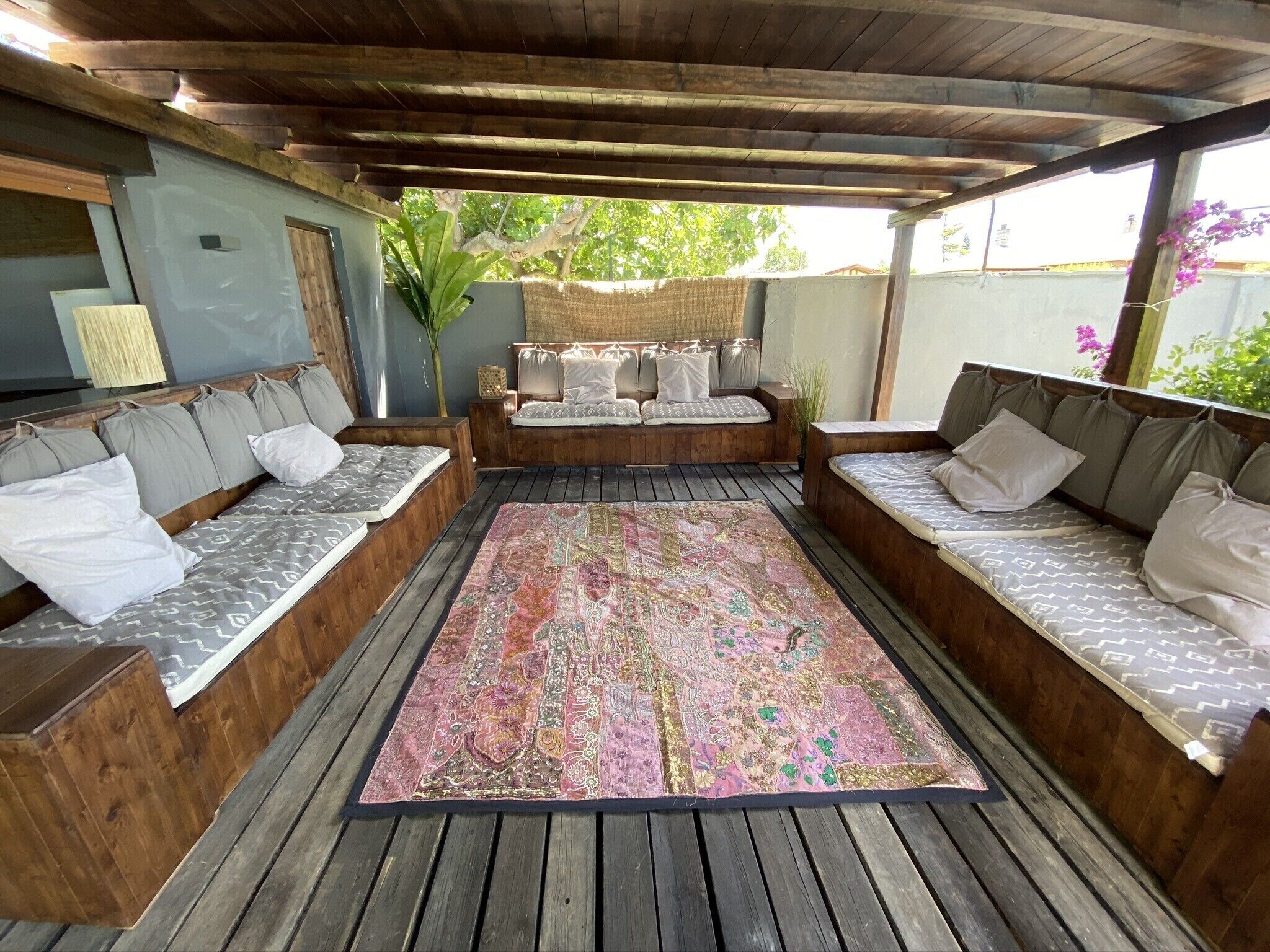 7 dormitorios, caja fuerte, sistema de insonorización