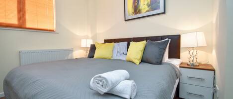 独立别墅, 6 间卧室 | 办公桌、熨斗/熨衣板、免费 WiFi、床单