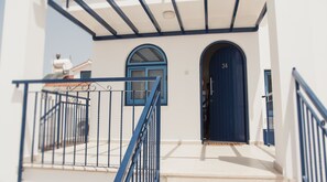 Property entrance - Anatoli 3BR Holiday Home Near the Beach (Polis)