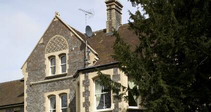 Suuri 2 makuuhuoneen 2 kylpyhuoneen King Double - Basingstoke -huoltohuoneisto