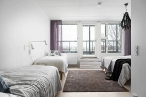 11 soverom, strykejern/-brett, wi-fi (inkludert) og sengetøy