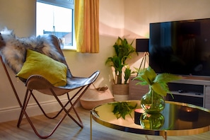 Living area - Boutique Apartment (Luton)